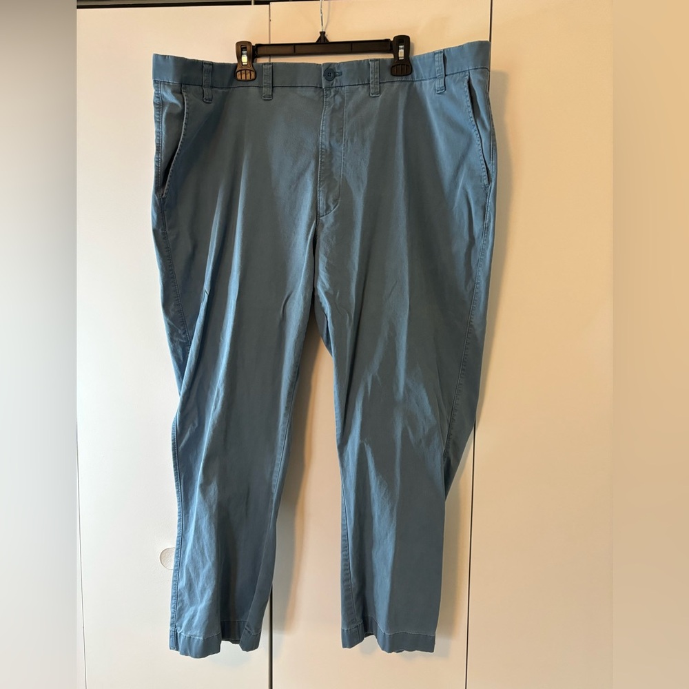 Roundtree & Yorke Light Blue Chinos